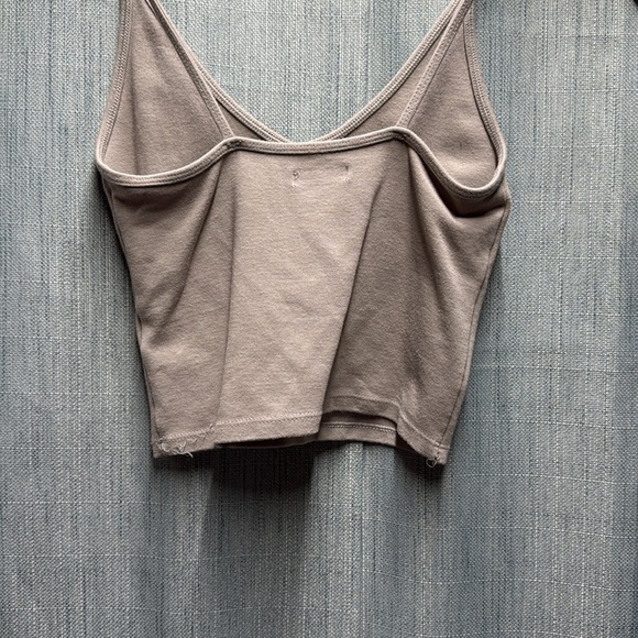 🏁 Aritzia Sunday Best Fitted Crop Camisole size XXS - Picture 5 of 6